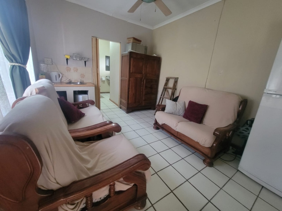 6 Bedroom Property for Sale in Jordania Free State